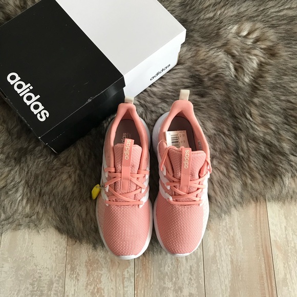 NWT Adidas Women’s Questar Flow - Picture 2 of 8